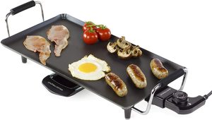Andrew James Teppanyaki Grill in use.