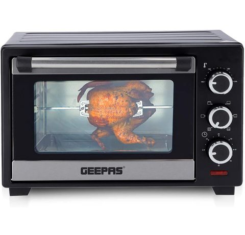 Main view of the Geepas Mini Oven.
