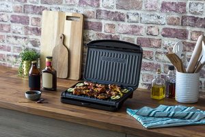 George Foreman 25810 Medium Fit Grill in a kitchen.