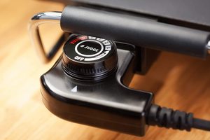 Judge JEA81 Electric Table Top Grill's thermostat.