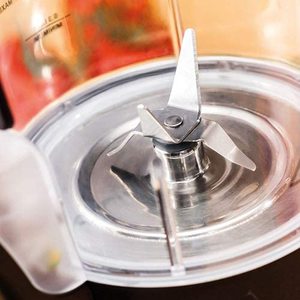 Judge Soup Maker's blade.