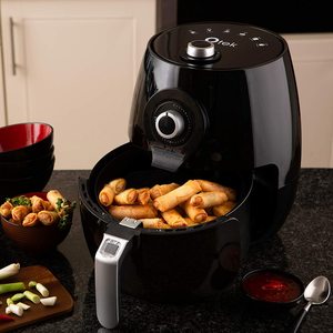 Otek 3.5L Air Fryer in use.