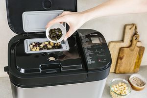 Panasonic SD-YR2550s Silver Automatic Bread Maker's dispenser.