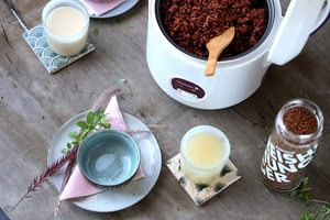 Reishunger Rice Cooker and Steamer in use.