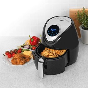 Salter EK4221 Air Fryer in use.