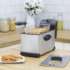 Swan 3L Stainless Steel Deep Fat Fryer in use.
